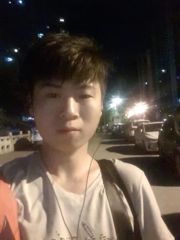 流星的瞬间的第一张照片--莆田相亲网