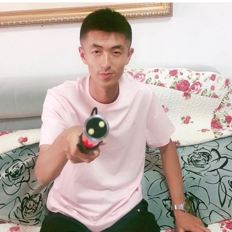 转身留下孤独的她的第二张照片--莆田相亲网