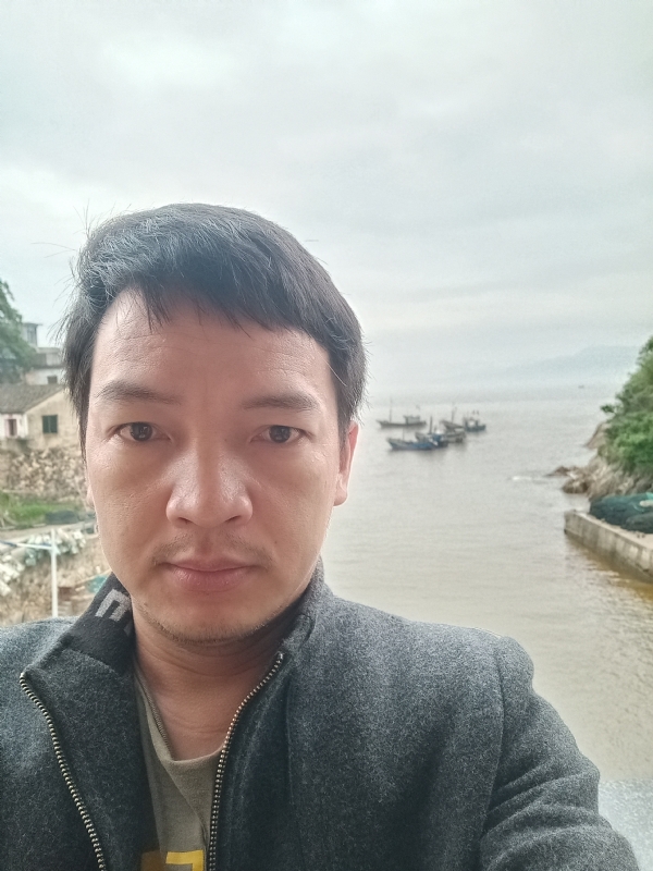 啊亮的第一张照片--莆田相亲网