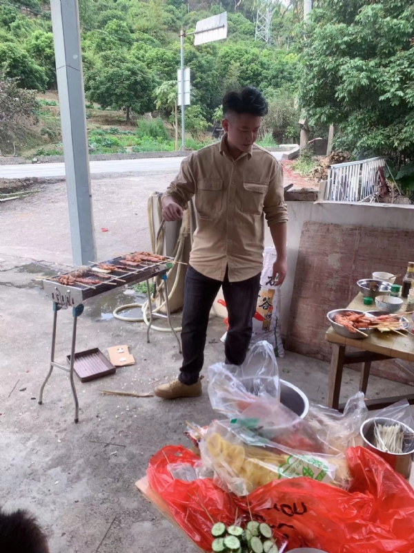 你黑我哟的第一张照片--莆田相亲网